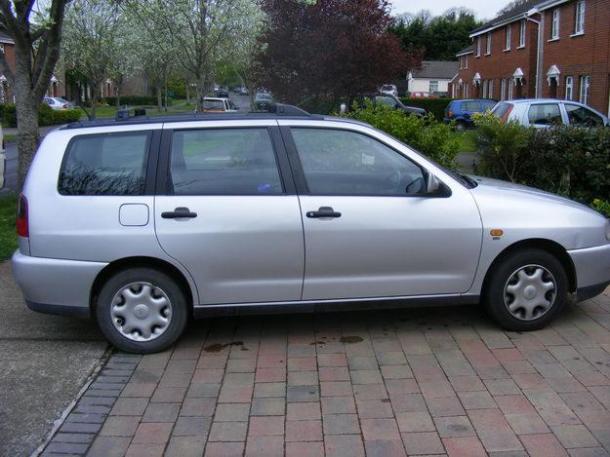 seat cordoba vario.jpg