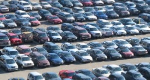 Varför ser bilar så tråkiga ut?!/erviluca